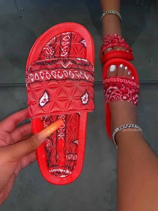2021 Hot Sale EVA Ladies Beach slippers Red Bandana Slides  Flat Women Sandals Satin Bandana Shoes