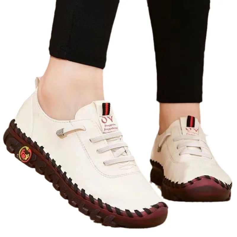 2025 New Hot Selling Plus Size Women's Casual Leather Sneakers Light-Weight Casual Shoes Woman